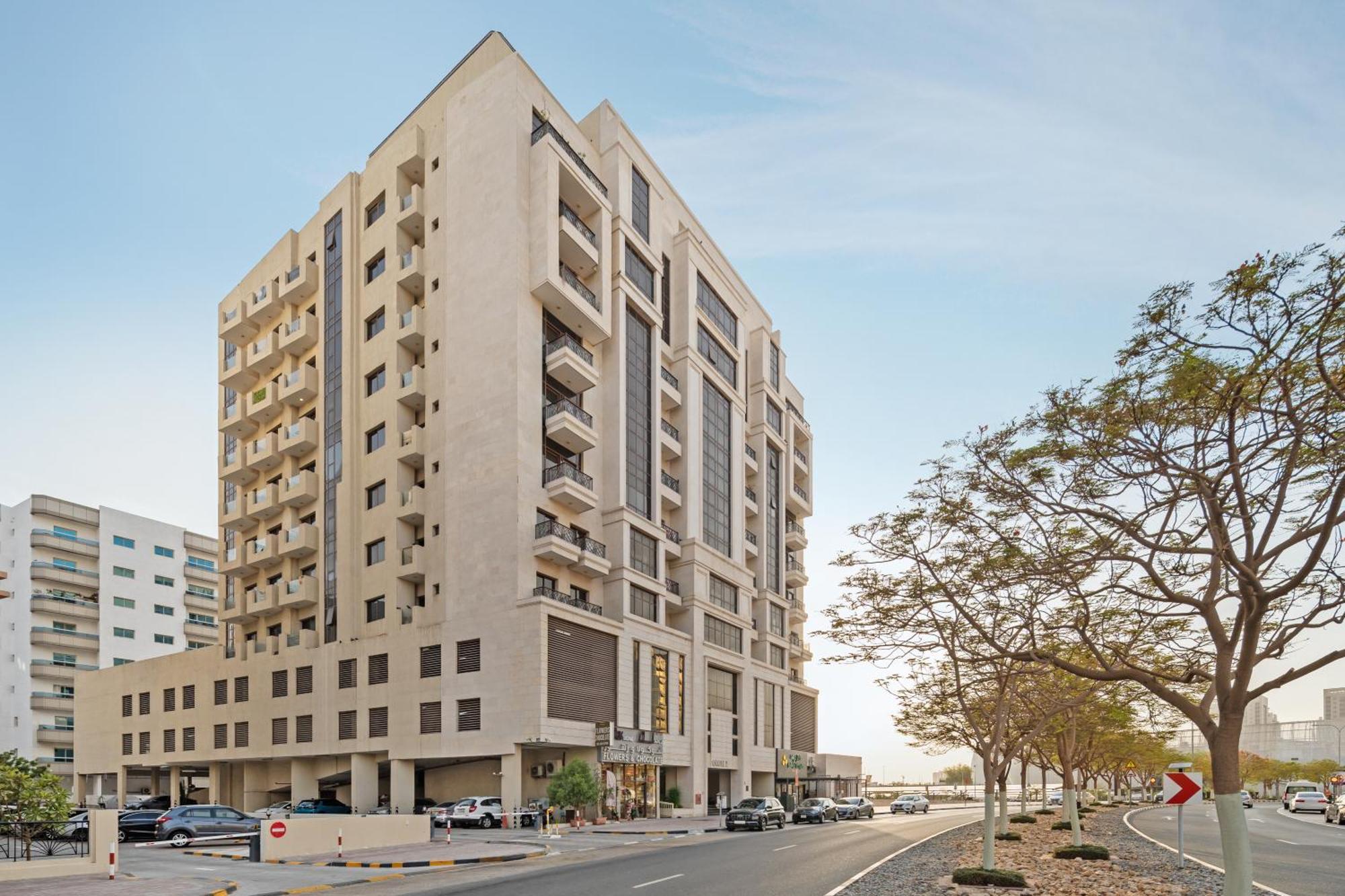 Apartment Spacious In Silicon Oasis Dubai