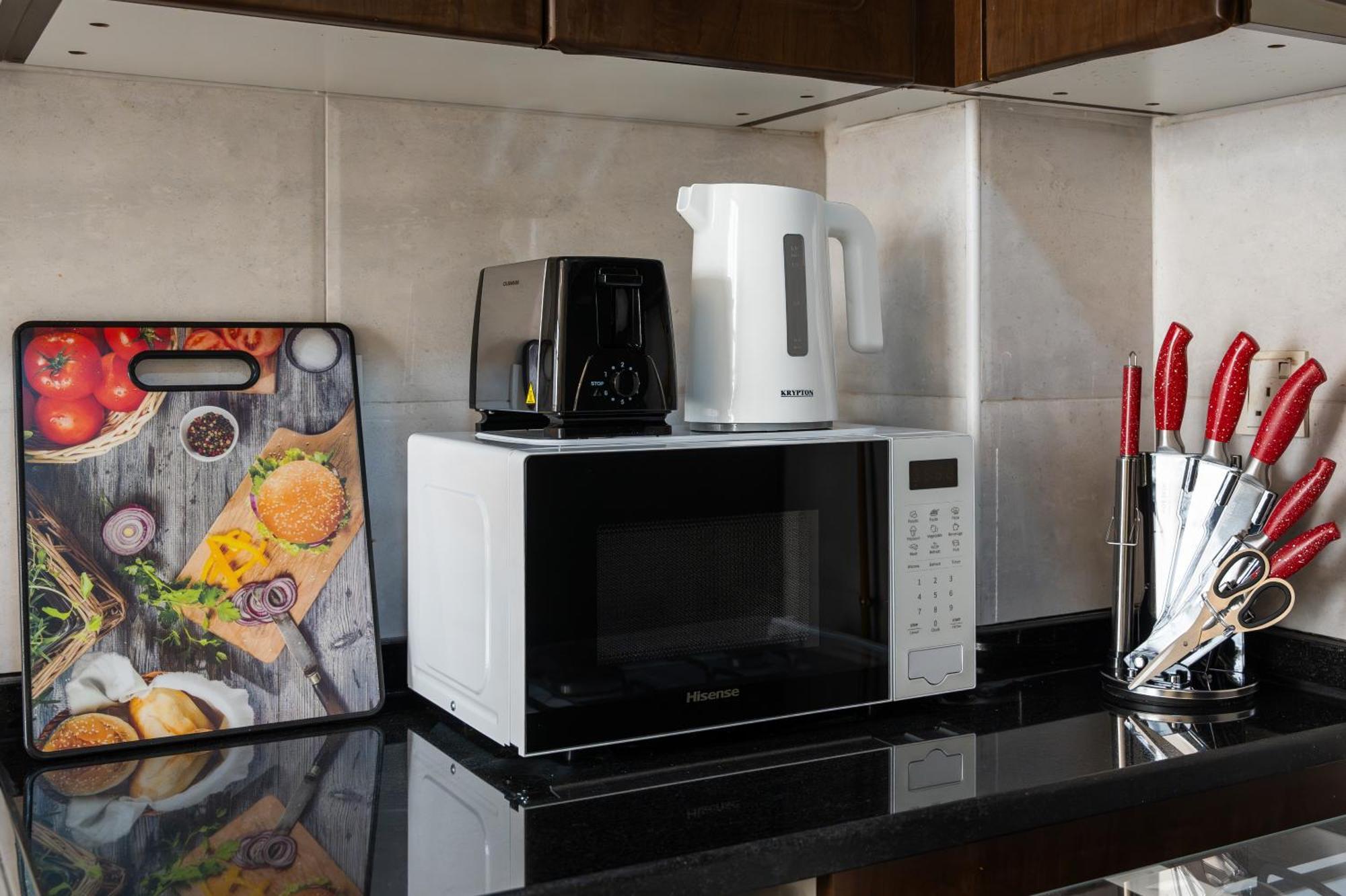 Spacious In Silicon Oasis * Dubai
